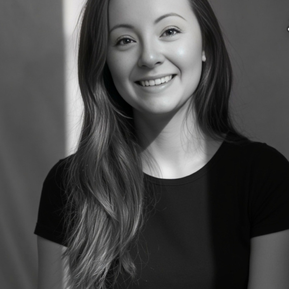 Meet your Posher, Alexis